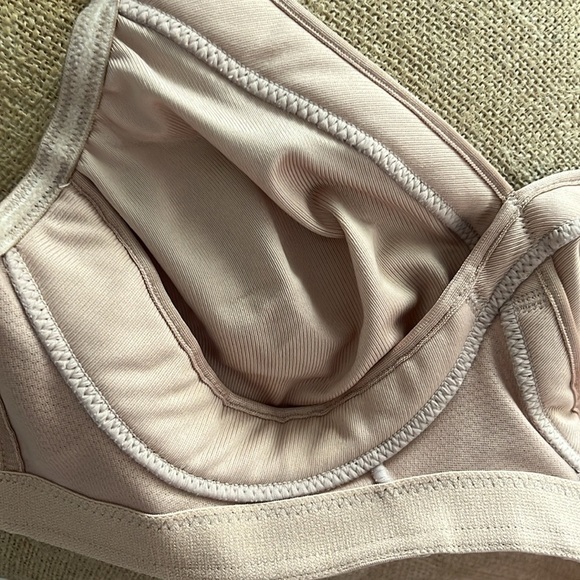 NWOT Glamorise Sport Bra Wireless 34C - Picture 4 of 7